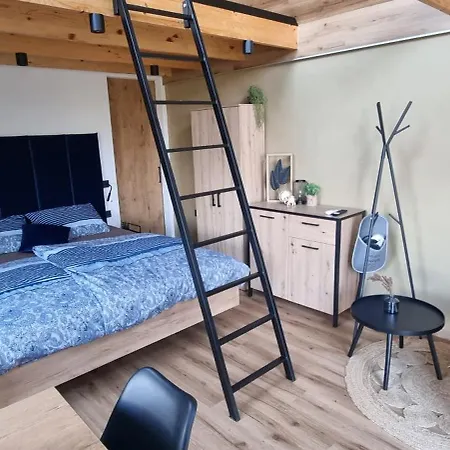 Ferienhaus Hiska Pod Cresnjo