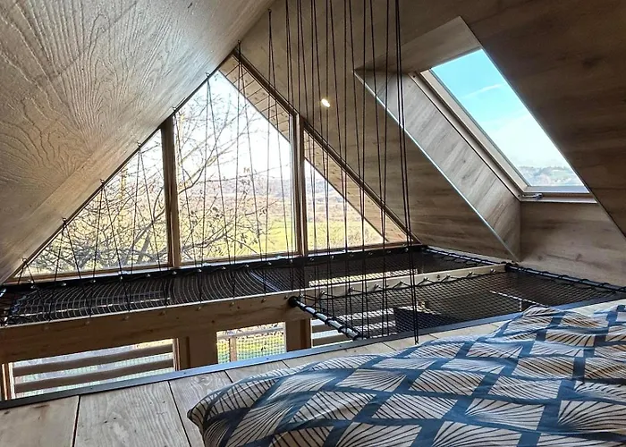 Hiska Pod Cresnjo بيت للعطل Rogašovci